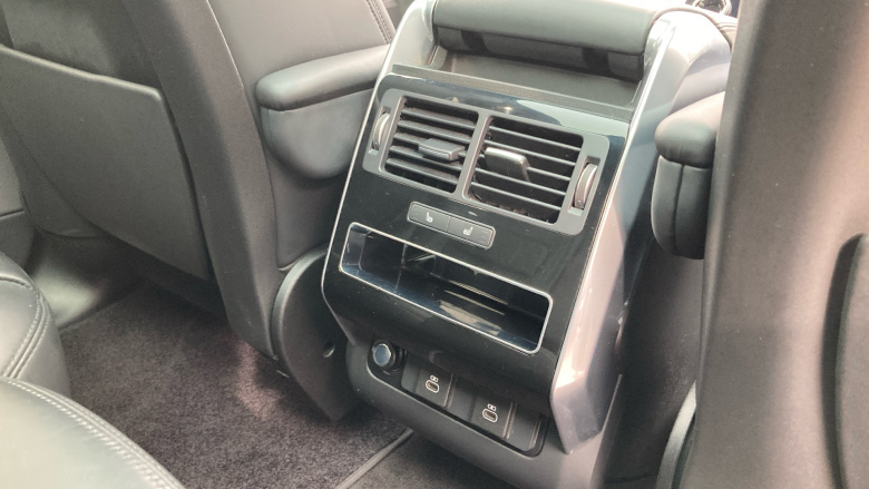 Land Rover Range Rover Sport 3.0 D300 HSE Silver 5dr Auto Diesel Estate